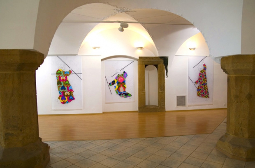 http://www.ww.mirunadragan.com/files/gimgs/th-14_4installation_view.jpg