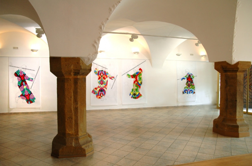http://www.ww.mirunadragan.com/files/gimgs/th-14_1installation_view.jpg