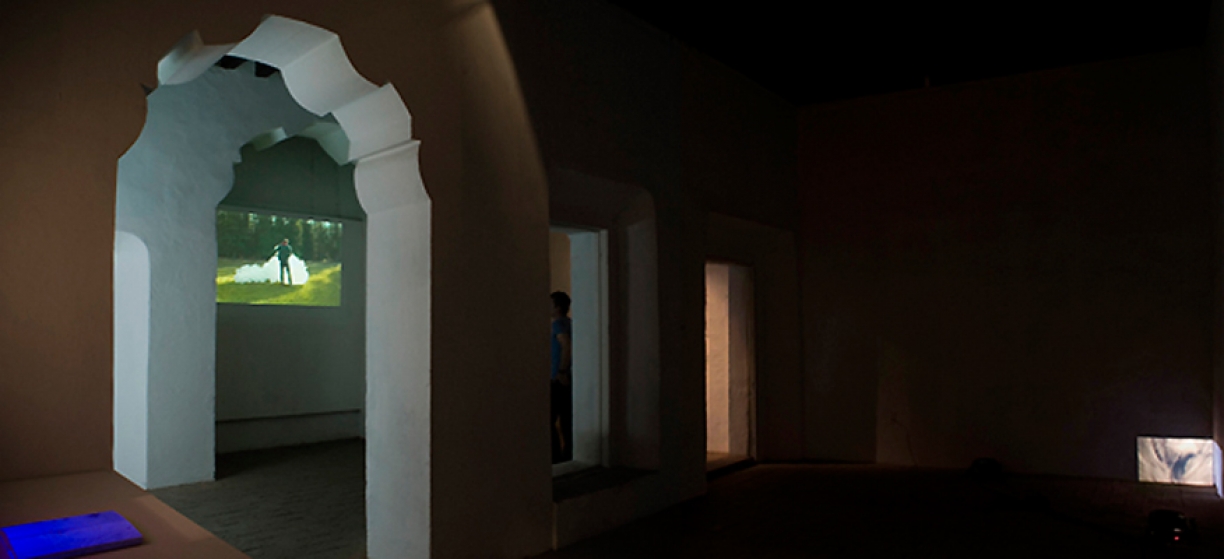 http://www.ww.mirunadragan.com/files/gimgs/th-18_CloudExhibit-1Long-web.jpg