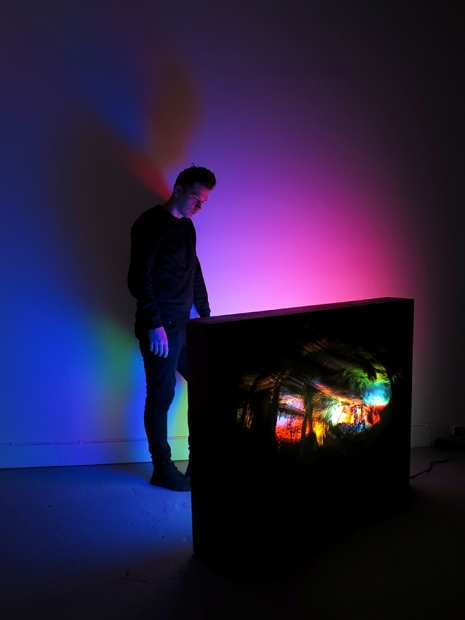 http://www.ww.mirunadragan.com/files/gimgs/th-28_GGallery_LightboxJason_site.jpg